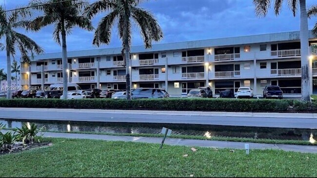 Photo - 270 Layne Blvd Unit 215