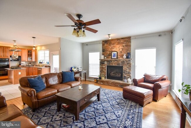 Photo - 29670 Old Creek Ln