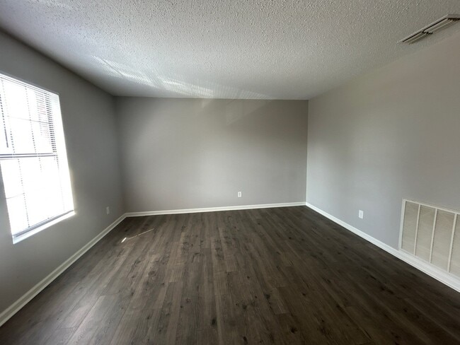 Photo - 30 Sta Les Cv Unit 3