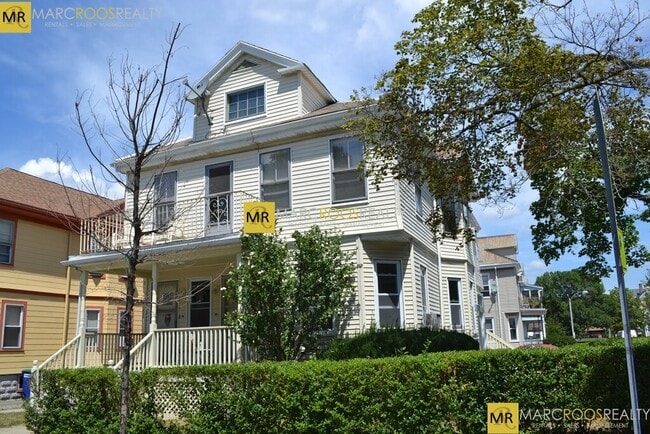Building Photo - 949 Broadway Rental