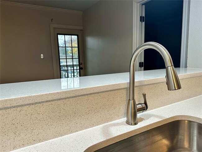 Photo - 435 Wymore Rd Unit 201