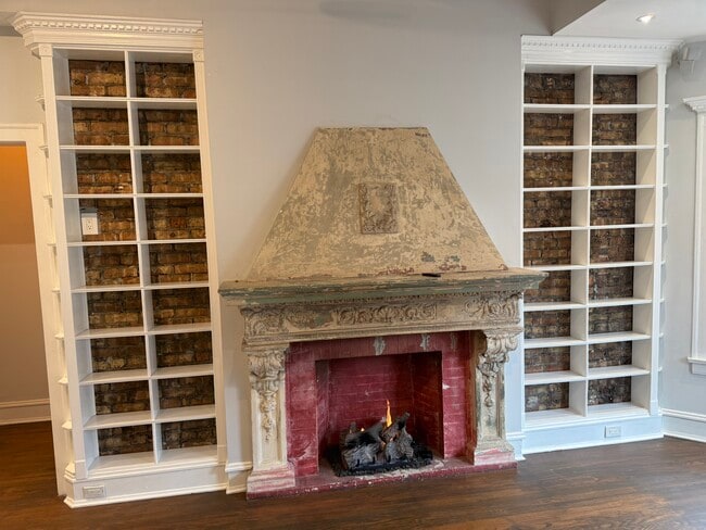 Photo - 534 W Brompton Ave Unit Brompton Manor