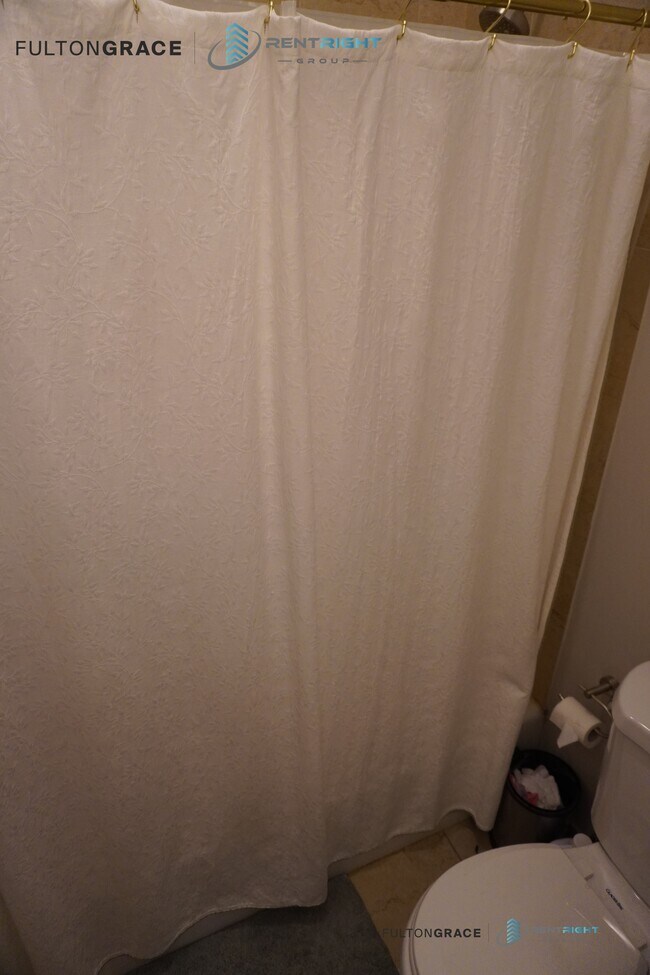 Photo - 1846 W 18th St Unidad 2R