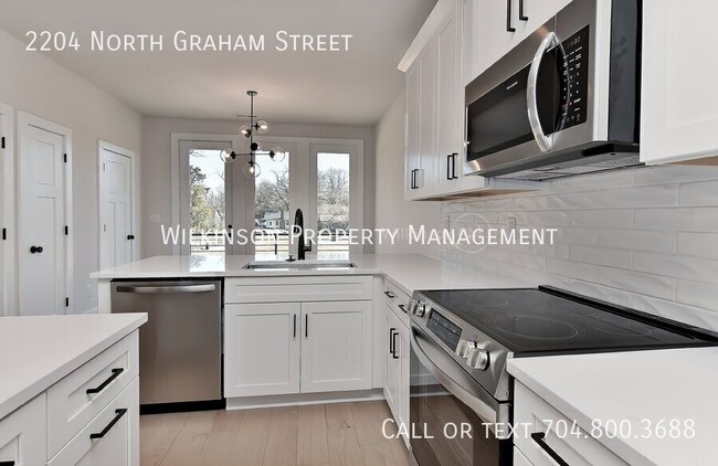 Photo - 2204 N Graham St