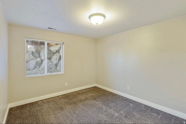 Photo - 1262 N Cir Cv Unidad Bsmnt