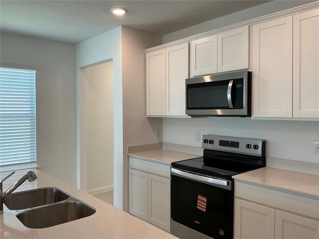 Photo - 3529 Hornbeam Rd