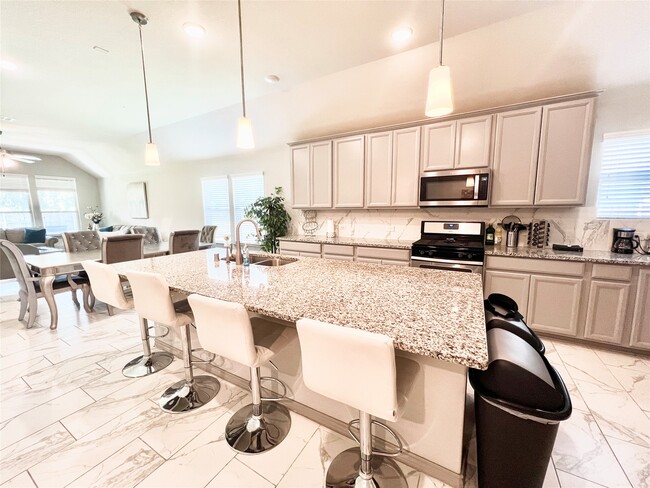 Photo - 6 Log House Ct