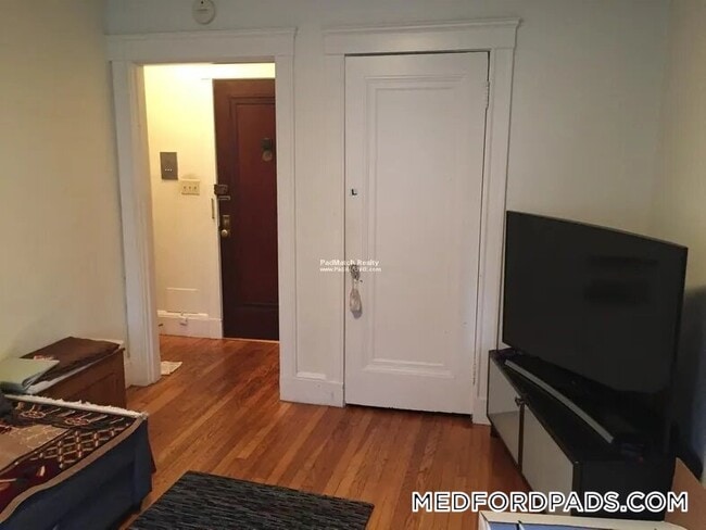 53 Fellsway W Unit 11