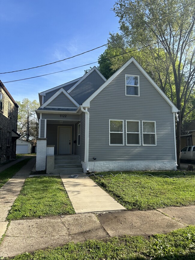 Photo - 1122 16th Ave House