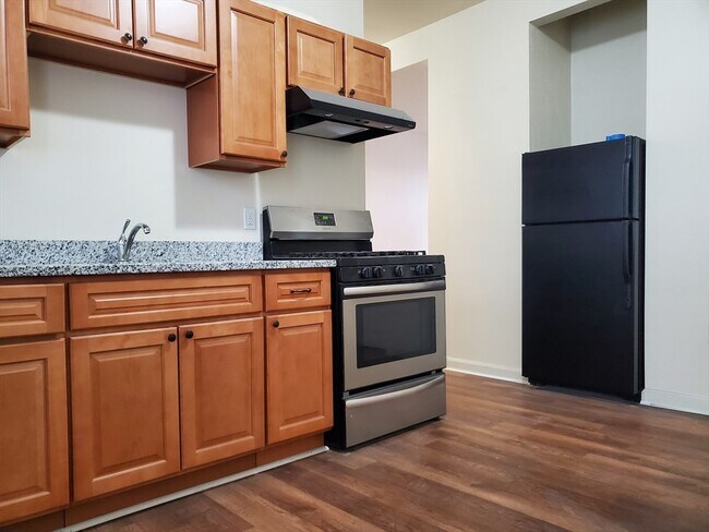 Photo - 5 Coleman St Unit 2