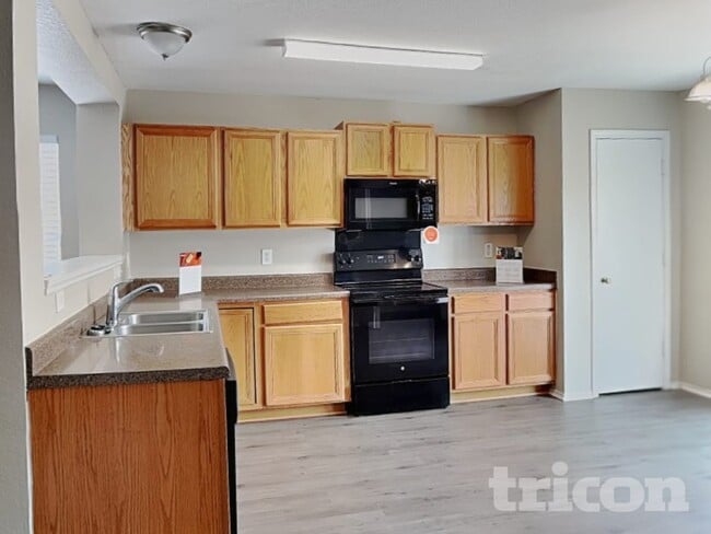 Photo - 7307 Circle Farm