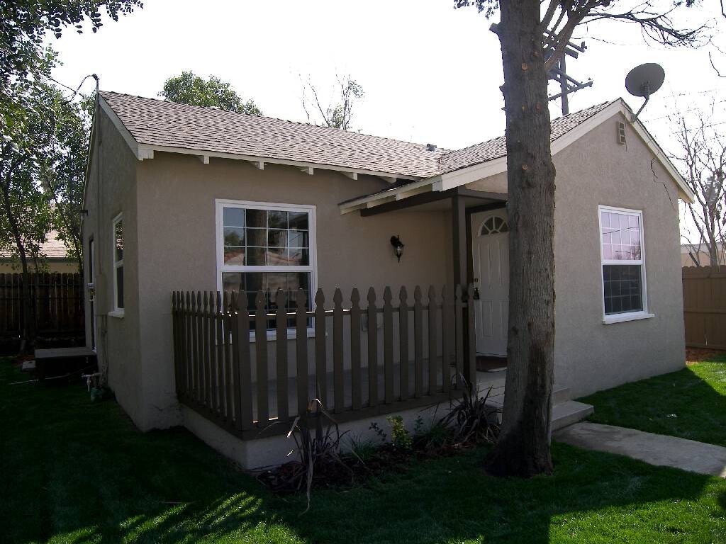 Photo - 3762 Briscoe St