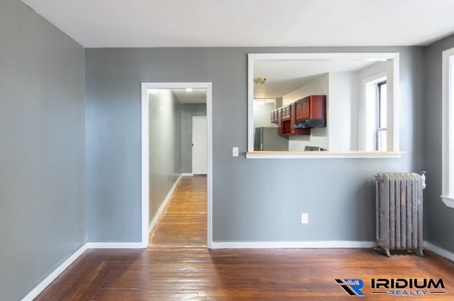 Building Photo - 354 Bergen Ave Rental