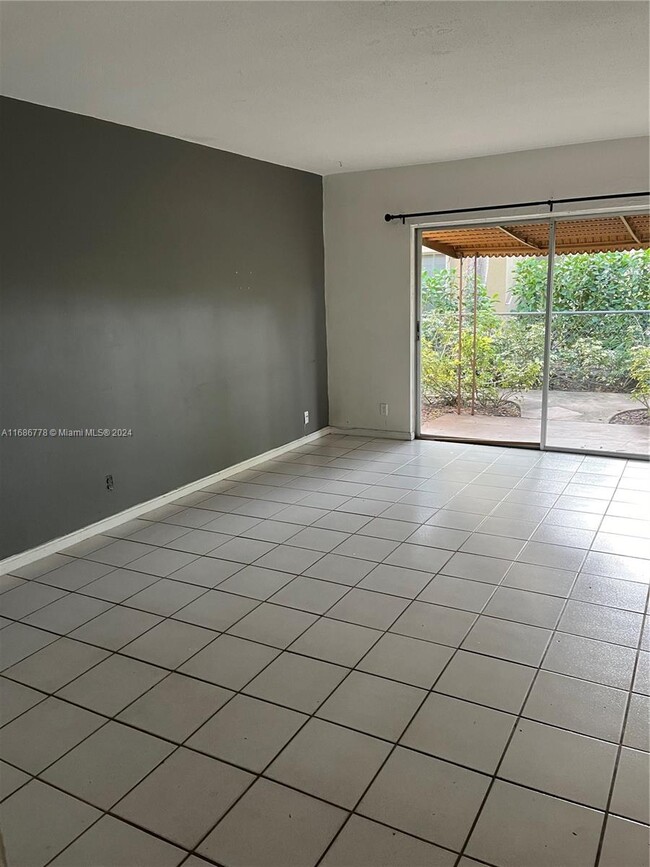 Building Photo - 9203 NW 38th Dr Rental