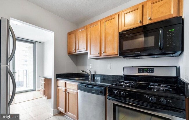 1220 Blair Mill Rd Unit 300