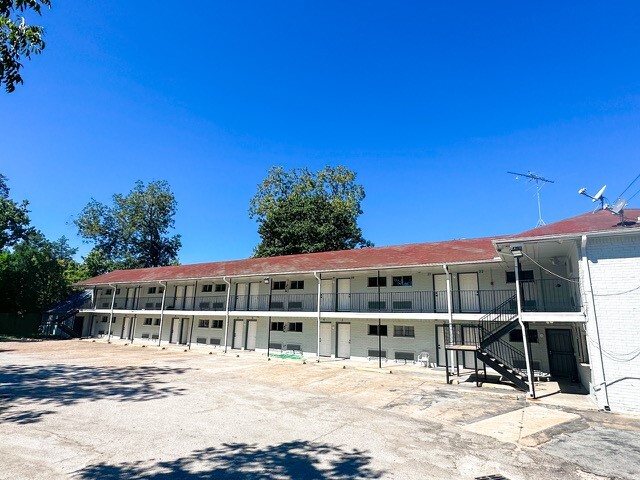 Photo - 6633 Studios