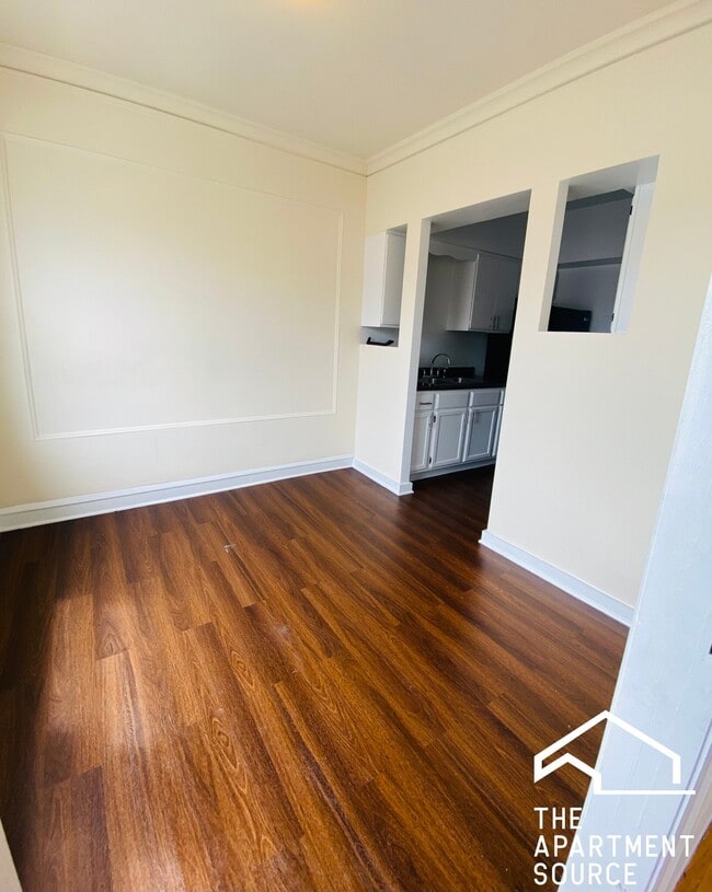 Photo - 1550 W 95th St Unit 303