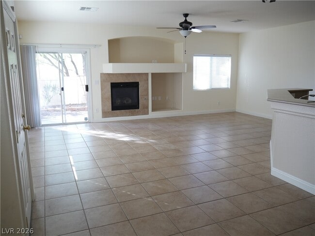 1065 Cryer Ct