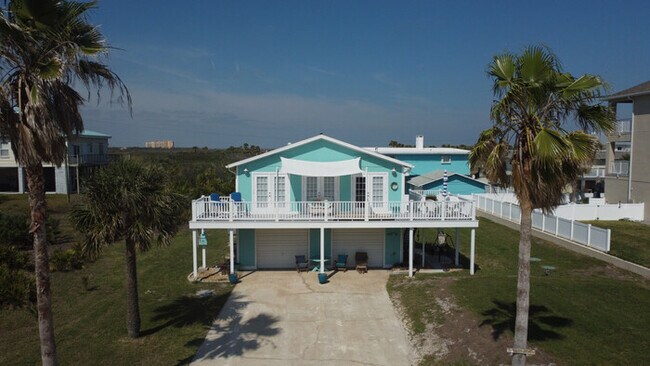 Photo - Just Beachy! 3bd 2ba by the Ocean