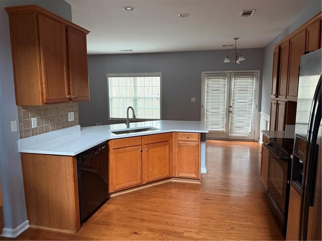 Photo - 358 Creek Manor Way