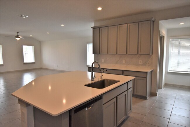 Photo - 4023 Yonkers Valley Ln