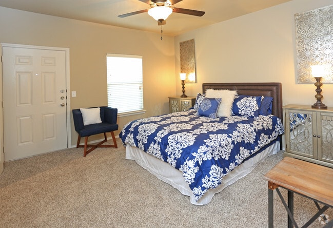 1BR 1BA-Bedroom