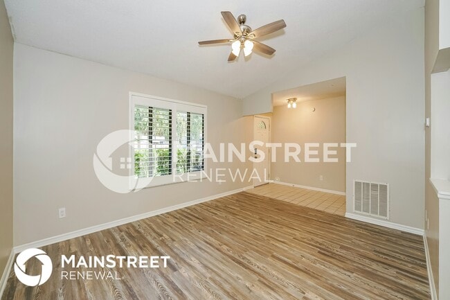 Photo - 402 Fleming Ave