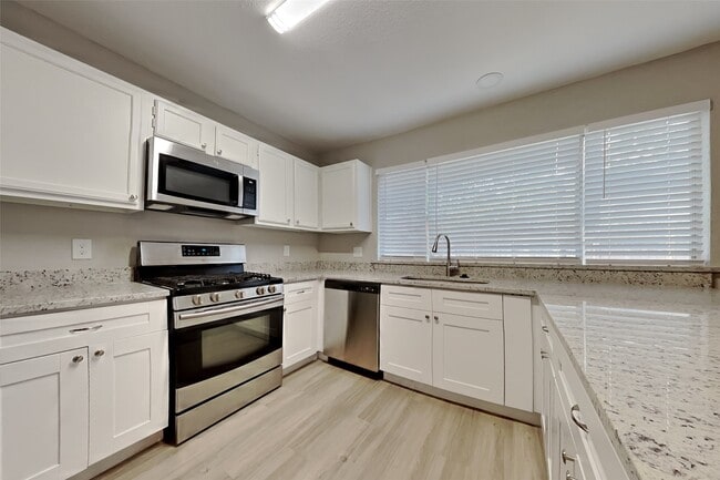 Photo - 9310 Wandsworth Dr