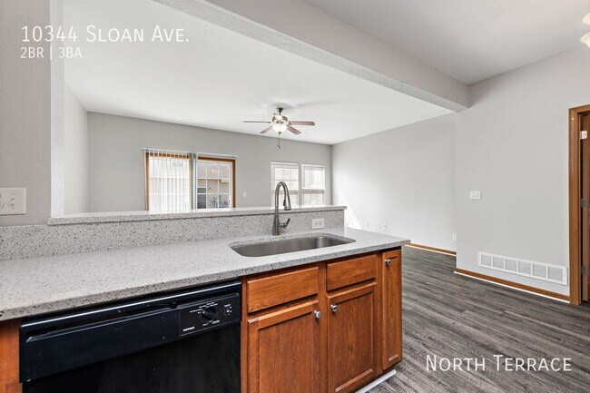 Photo - ?? Spacious & Stylish 2BR Townhome in KCK ...