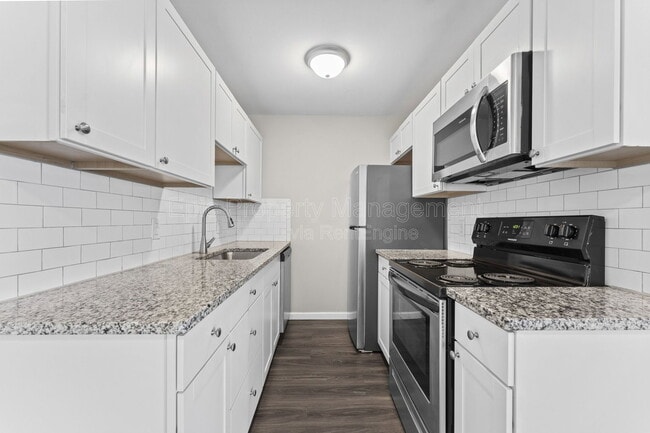 Photo - 23210 Huron River Dr Unit 11