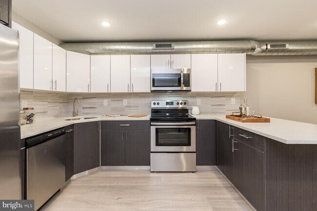 Photo - 1724 N Marshall St Unit C