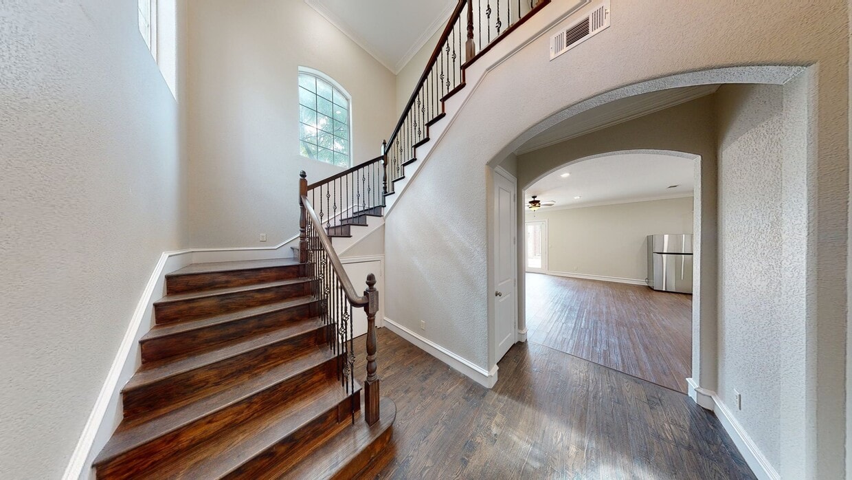 Photo - Gorgeous M Streets townhome with great roo...