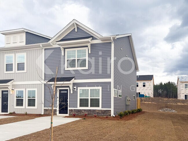 Photo - 2201 Banyon Cir