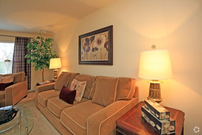 Pinecroft Apartments For Rent in Newport News, VA | ForRent.com