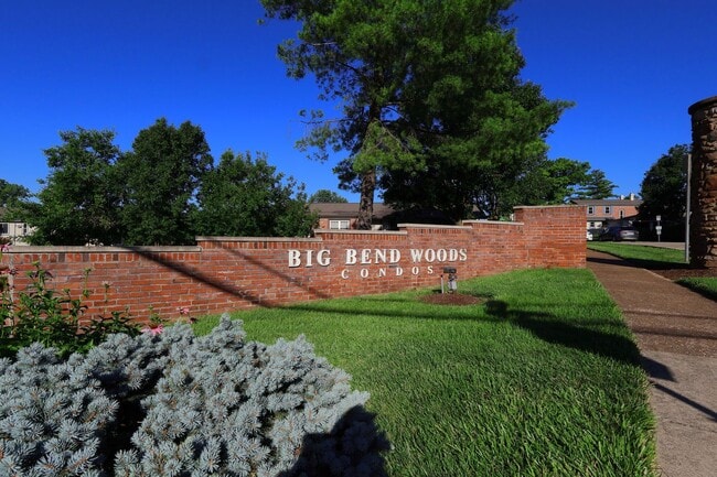 Photo - Spacious 3-Bedroom Condo with Finished Basement & Private Fenced Yard!