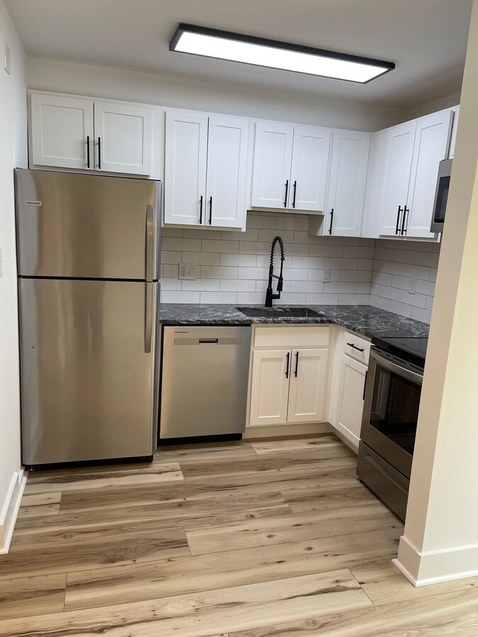 Photo - 109 Howell St Unit 109 B Howell Street