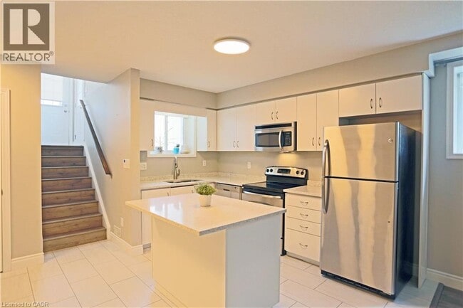 Photo - 240 Westmeadow Dr Unit 14A