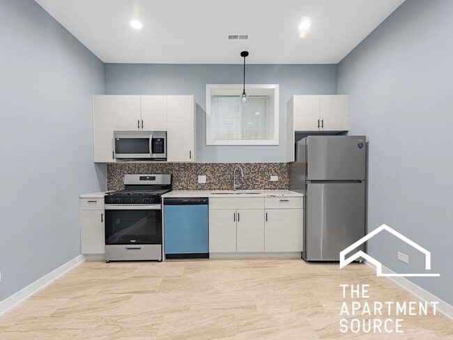 Building Photo - 3029 W Washington Blvd Unit G