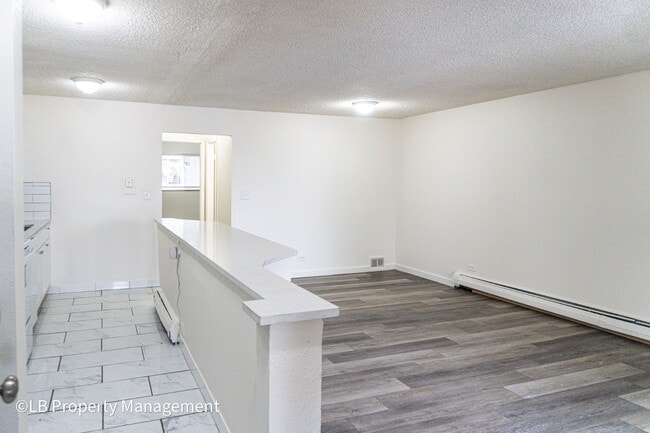 Building Photo - 4643 S Lowell Blvd