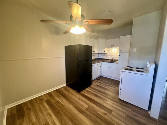 Photo - 3201 Southwest Dr