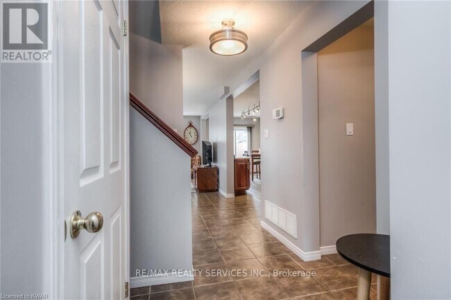 Photo - 317 Briarmeadow Dr
