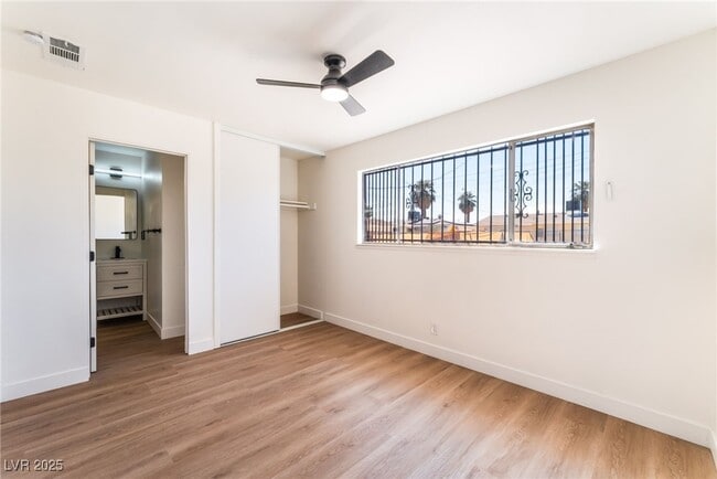 Building Photo - 1648 J St Rental