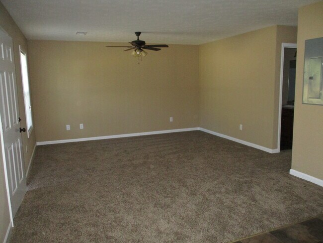 Photo - 6th Crt. 1812**Dale Unit Apartment A