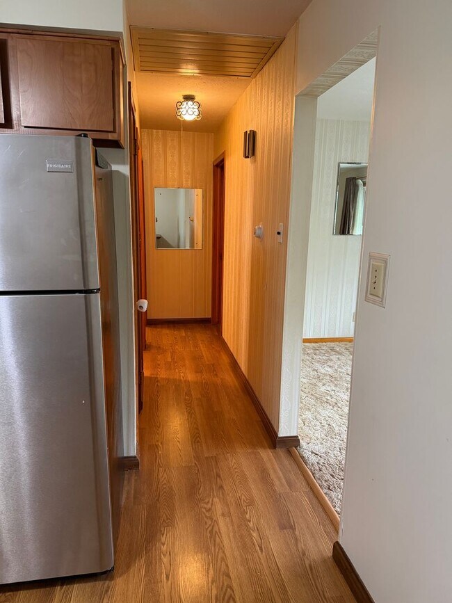 Photo - 150 North park