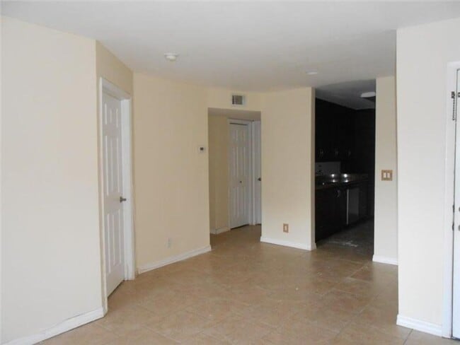 Photo - Updated 2 Bed/2 Bath Condo with Screened P...