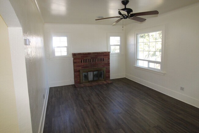 Photo - 1540 Crescent Ave House