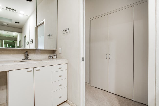 Photo - 4114 Normandy Ave