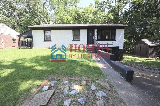 Building Photo - Three Bedroom House  | Attached Garage
