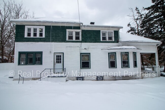 Photo - Baraga Duplex Unit 2