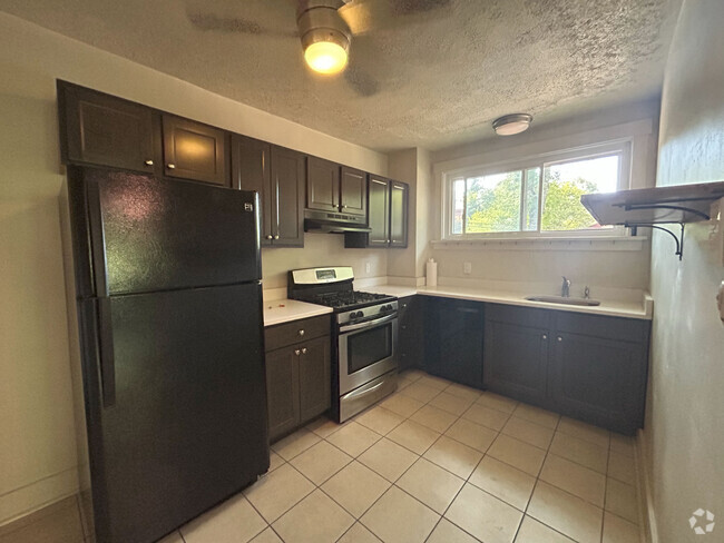 LAMAR - Regent Square Rental